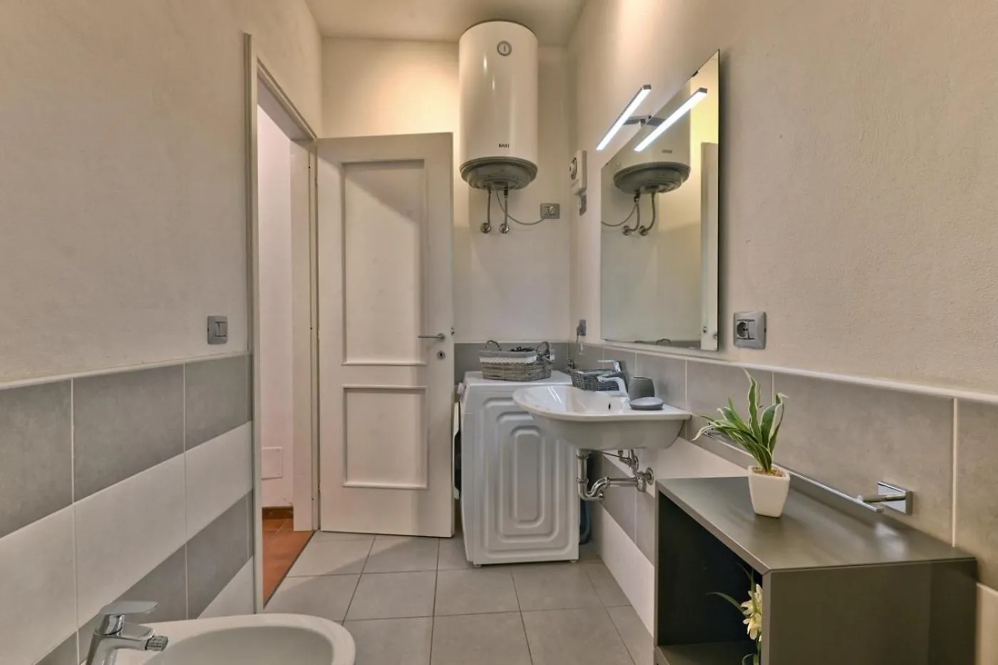 Appartamento Armonia - Theater Home Tignale 0*,  Italy