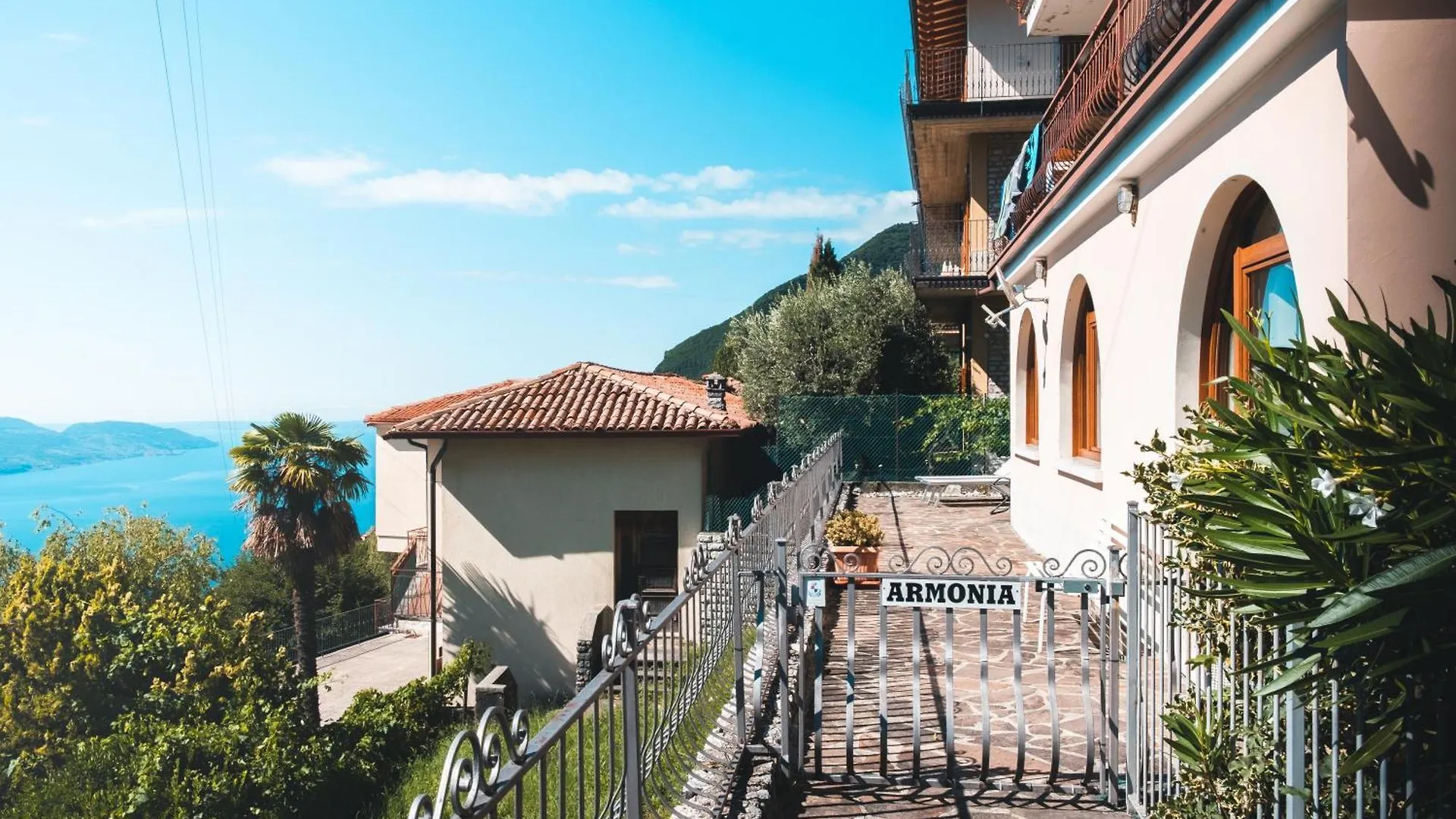 Apartment Appartamento Armonia - Theater Home Tignale
